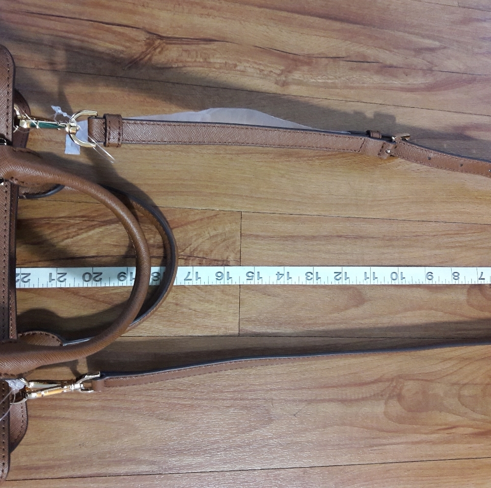 Michael Kors Camille Brown Leather Sarchel - Picture 15 of 16